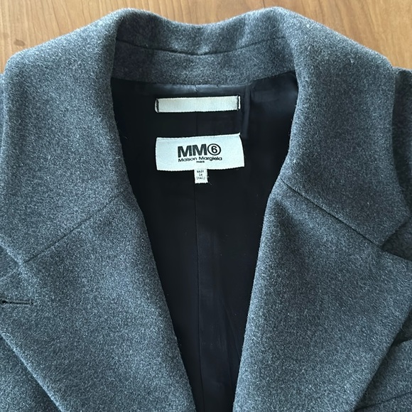 MM6 cocoon wool coat. Size 42 - Picture 2 of 10